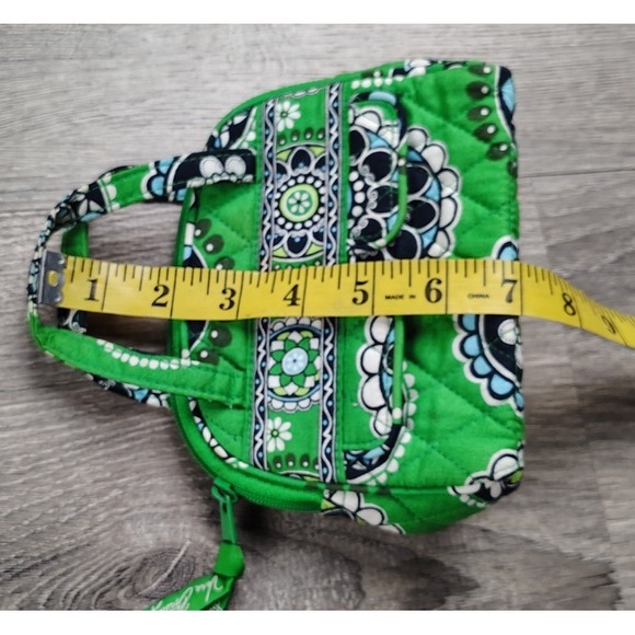 Vera Bradley Cupcakes Green Pouch‎ Change Coin Purse Zip Quilted Small - Picture 5 of 6